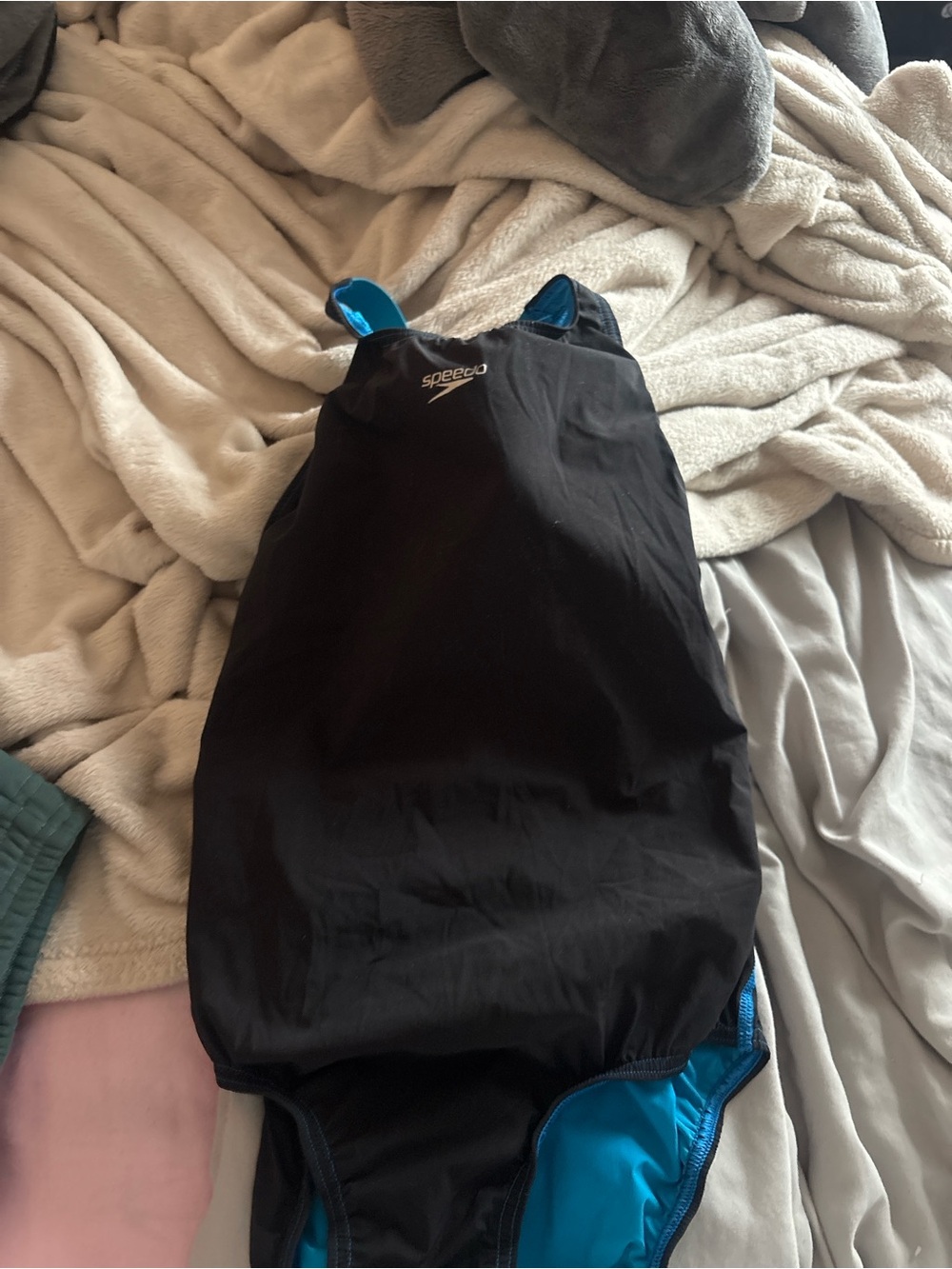 Speedo women’s Black One-Piece Swimsuit with Blue Lining